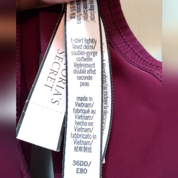 NWT Victoria Secret Tshirt Bra✨ - Picture 3 of 3
